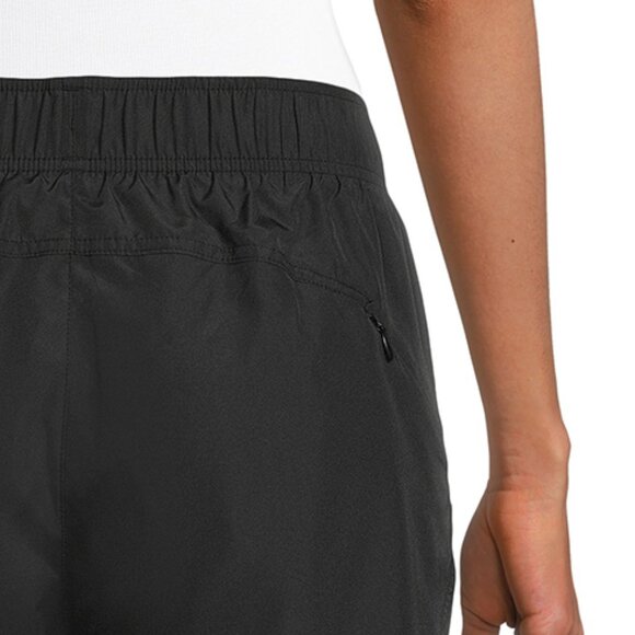 Core Running Shorts w pockets, built in panti styl liner + zippered pocket BLACK - Picture 8 of 15